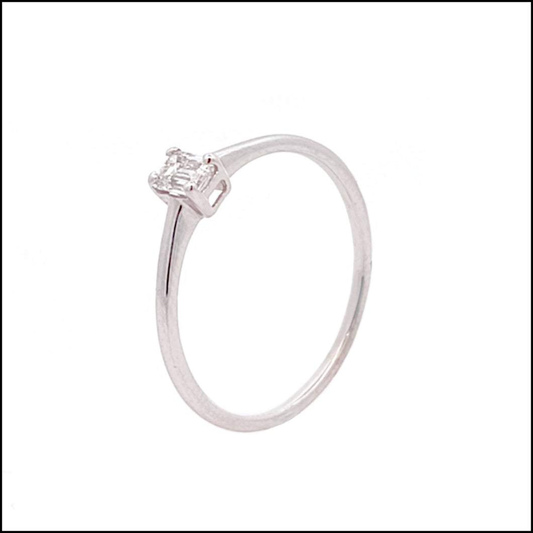 14K White Gold 0.26 ct. tw. Sustainable Diamond Ring (SDRL-55)